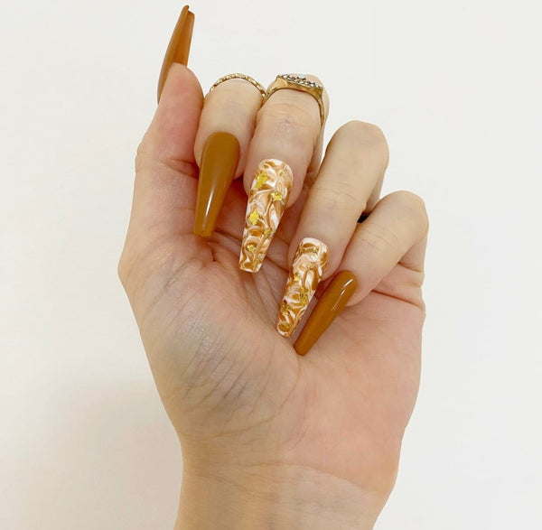 Load image into Gallery viewer, "Caramel Swirl"