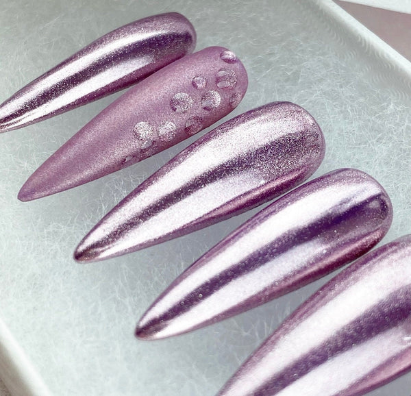 Load image into Gallery viewer, "Purple Rain" Chrome Nails with 3D Raindrops - illuminatebyliana