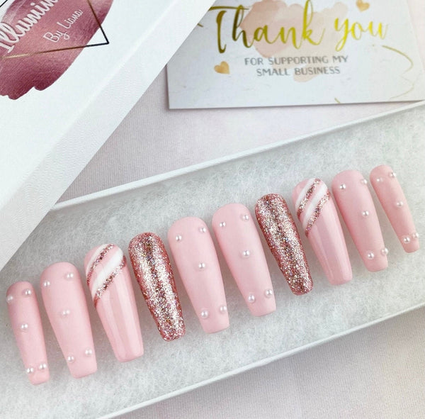 Load image into Gallery viewer, "Baby Take A Pearl" - illuminatebyliana