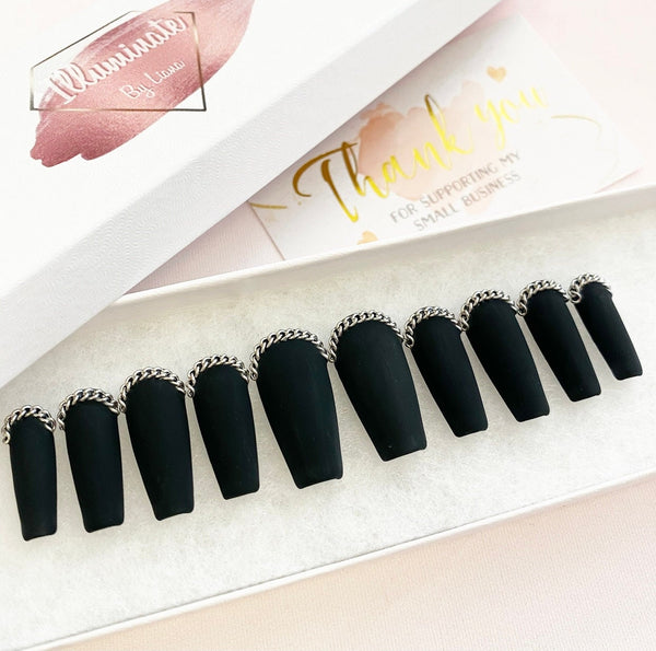 Load image into Gallery viewer, "Chain Obsessed" Black Matte - illuminatebyliana