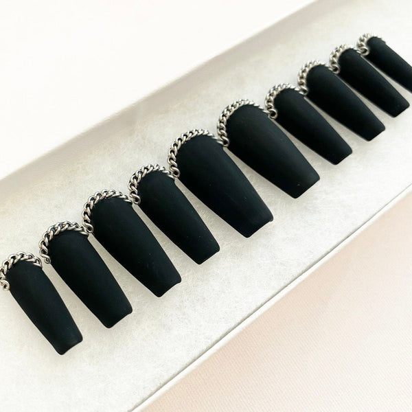 Load image into Gallery viewer, "Chain Obsessed" Black Matte - illuminatebyliana