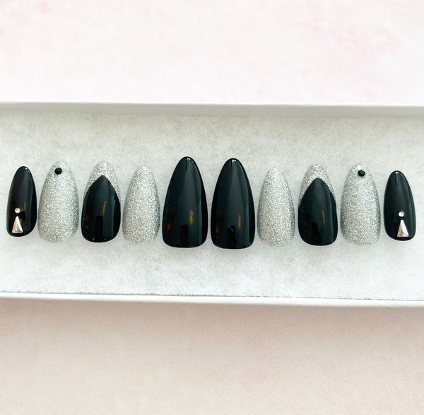Load image into Gallery viewer, "Glitter French" Black & Silver - illuminatebyliana