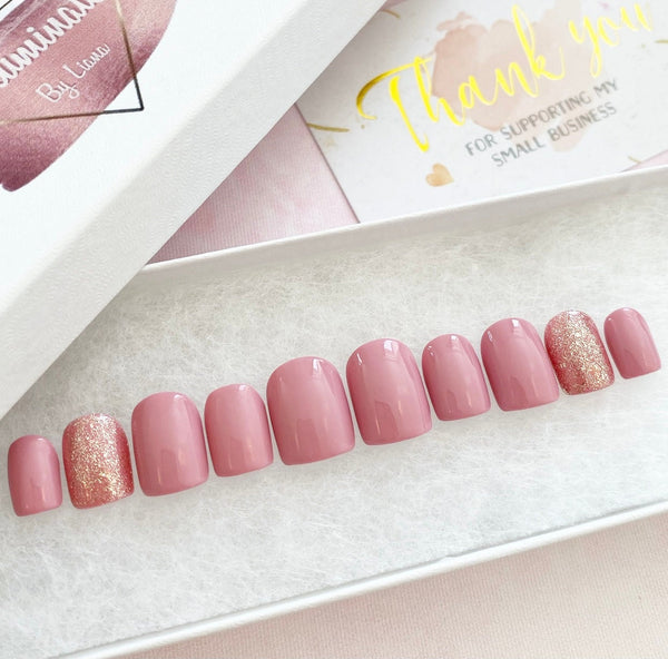 Load image into Gallery viewer, "Pinky Glitter" - illuminatebyliana