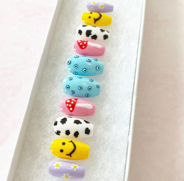 Load image into Gallery viewer, "Mash Me Up" Mix & Match Mashup Smiley - illuminatebyliana