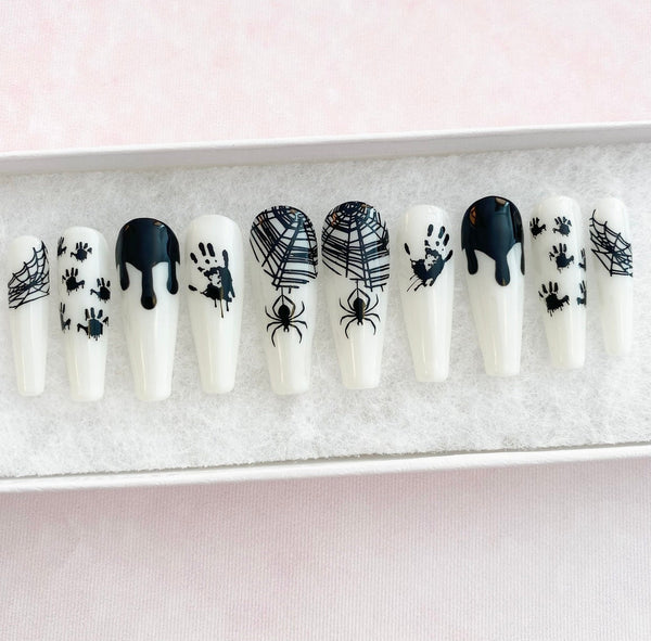 Load image into Gallery viewer, "Spook Me Up" Glow In The Dark - illuminatebyliana