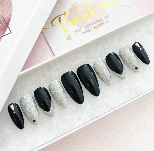 Load image into Gallery viewer, "Glitter French" Black & Silver - illuminatebyliana