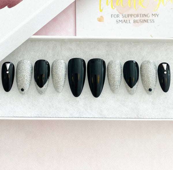 Load image into Gallery viewer, "Glitter French" Black & Silver - illuminatebyliana