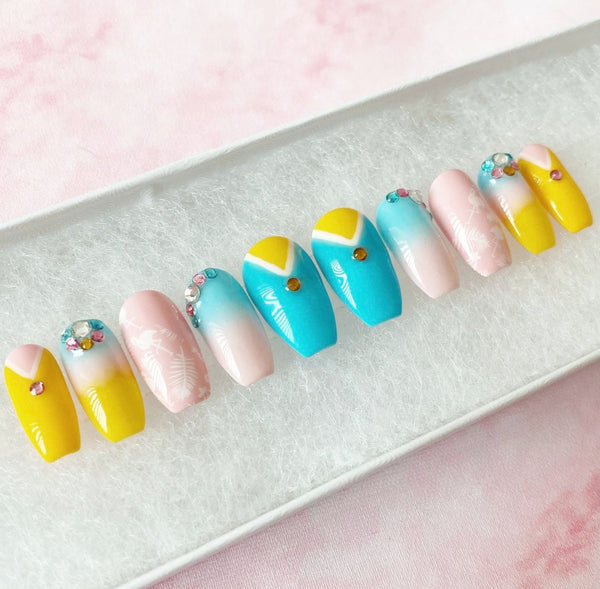 Load image into Gallery viewer, "Flamingo Pineapple"