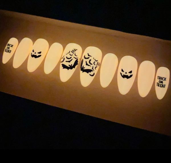 Load image into Gallery viewer, "Trick Or Treat" Halloween Glow In The Dark Orange - illuminatebyliana