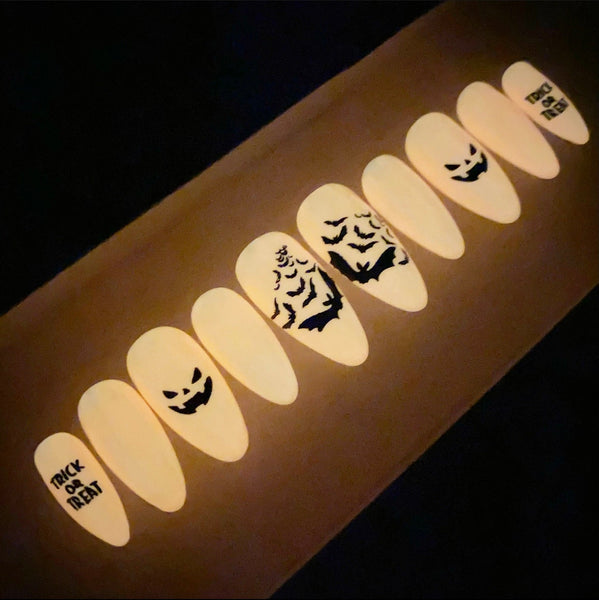 Load image into Gallery viewer, "Trick Or Treat" Halloween Glow In The Dark Orange - illuminatebyliana