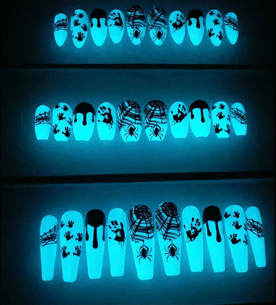 Load image into Gallery viewer, "Spook Me Up" Glow In The Dark - illuminatebyliana