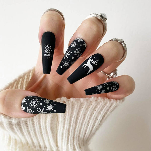 Load image into Gallery viewer, "Is It Midnight Yet?" Christmas Holiday Nails - illuminatebyliana