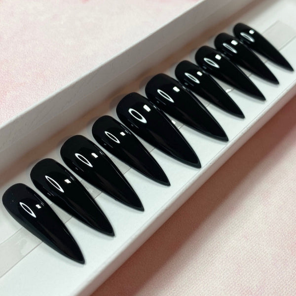 Load image into Gallery viewer, &quot;Raven&quot;
