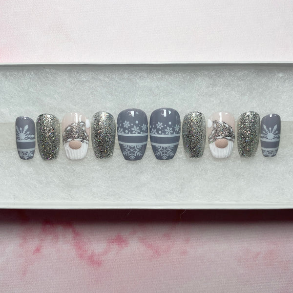 Load image into Gallery viewer, &quot;Frosty Little Friend&quot;
