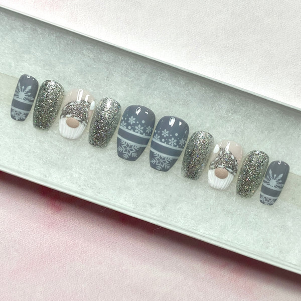 Load image into Gallery viewer, &quot;Frosty Little Friend&quot;
