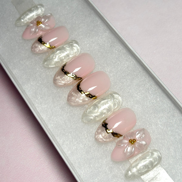 Load image into Gallery viewer, "Soft Radiance"
