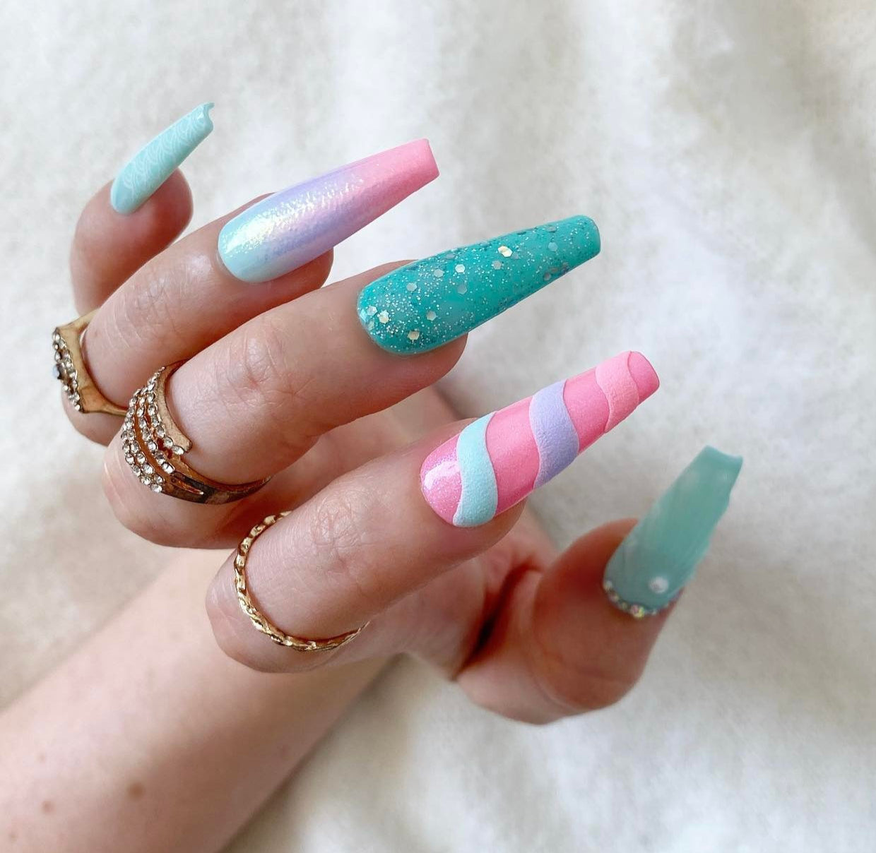 Manicure, Pink Gel Polish and Unicorn on Nails Stock Photo - Image of  fingers, care: 185529546